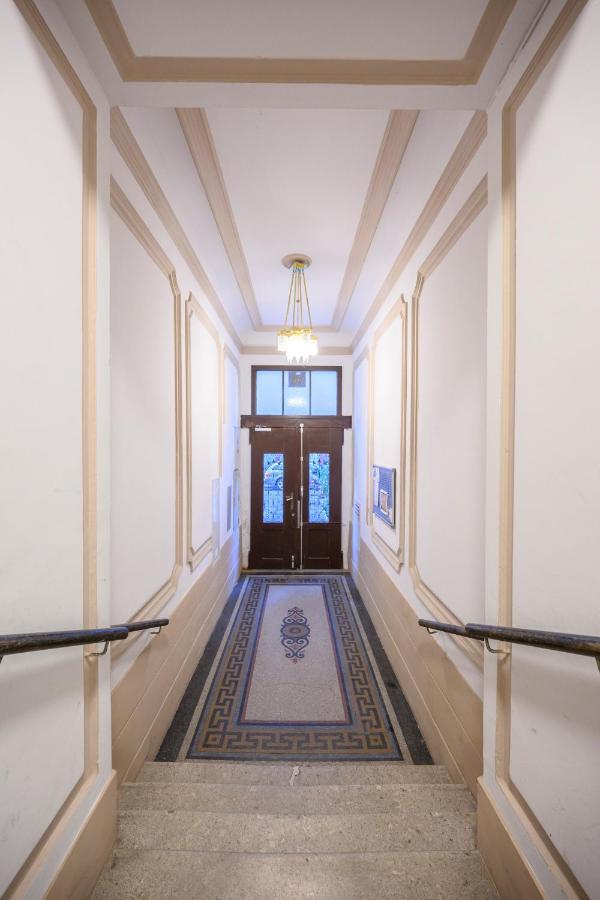 Luxury Raimund Theatre Apartament